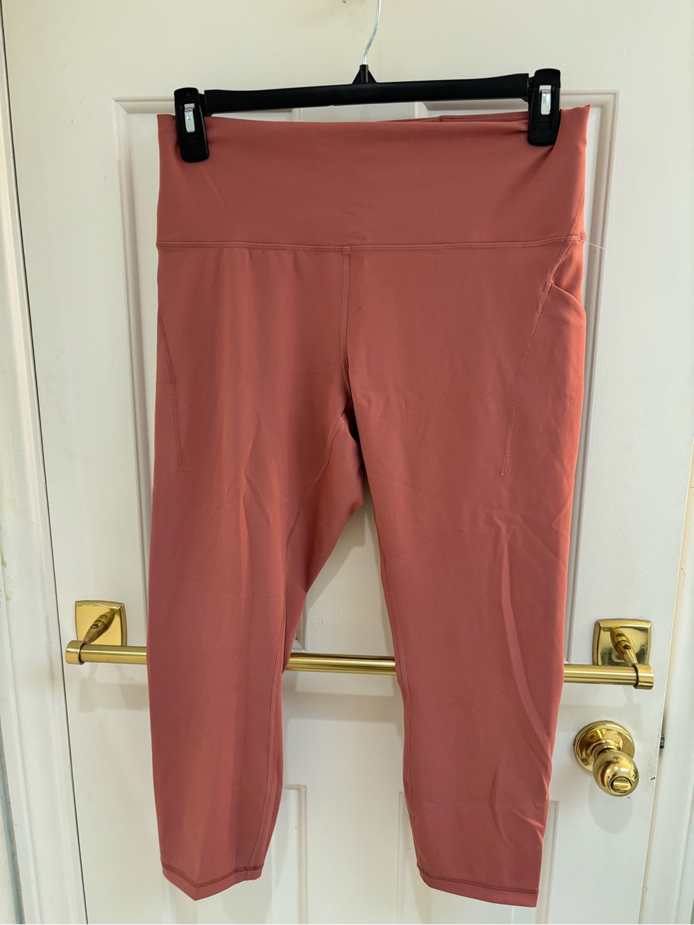 Lululemon NWOT Capri Leggings - Dusty Rose
